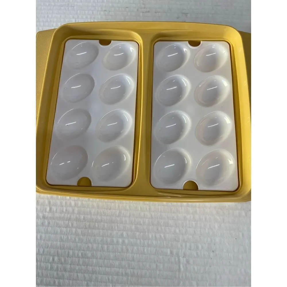 Vintage Tupperware 723-1 Deviled EGG Holder Carrier Yellow w/ Sheer‎ Lid 70's